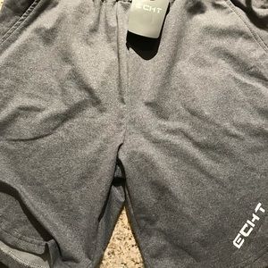 Men’s NWT gym shorts
